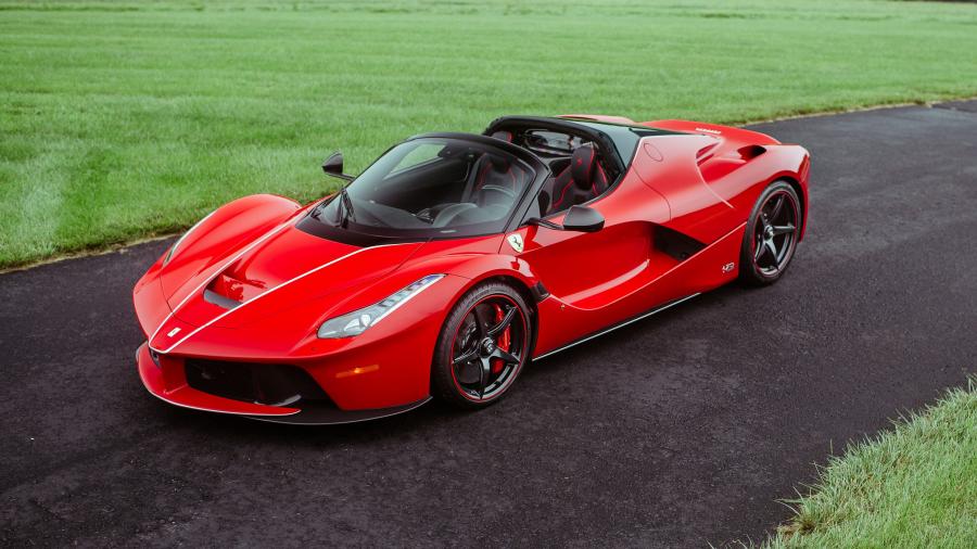  Ferrari LaFerrari Aperta 2016 года  (NA) (фото 5 из 25)